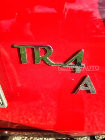 Triumph TR4 TR4A IRS Rosso Interni Pelle Nera 1966 Guida a Destra - Foto 10