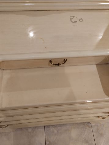 Cassettiera con specchio + comodini usati in ottime condizioni - Foto 3