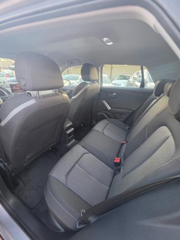Audi Q2 35 TFSI Business Design - Foto 6