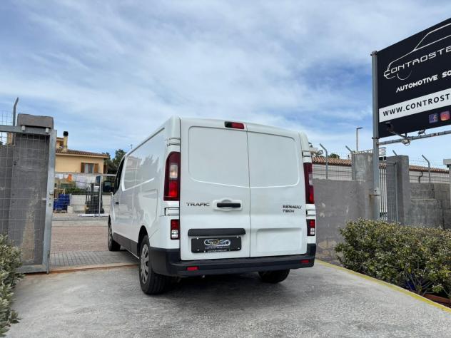 RENAULT TRAFIC-TUO DA 199 AL MESE - Foto 7