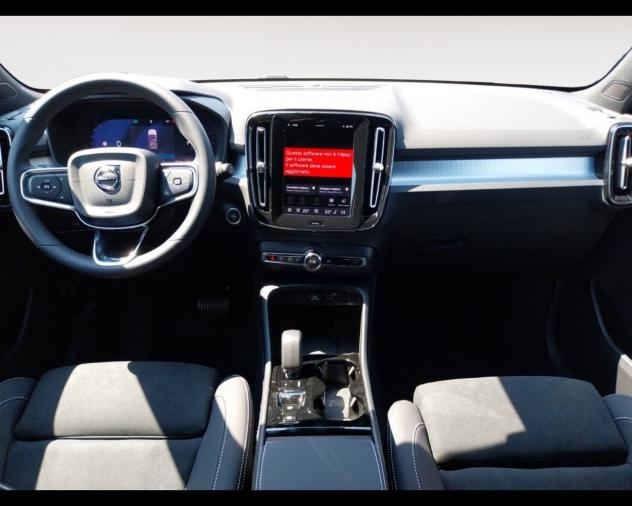 Volvo XC40 Plus Dark B3 AUT - Foto 10