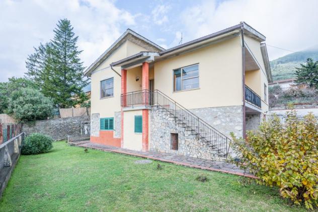 Casa singola in vendita a Buti 290 mq Rif: 1298688