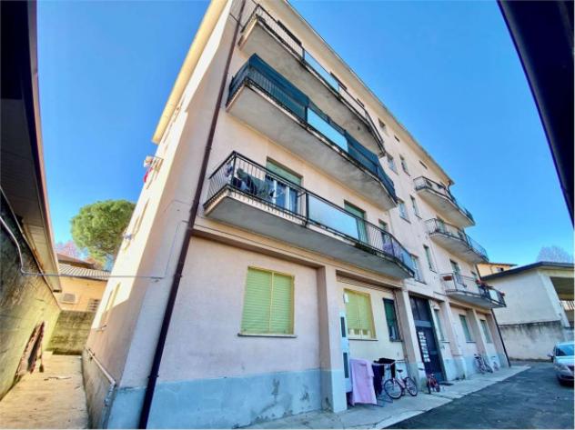 Palazzo / Stabile di 1137 m² con più di 5 locali in vendita a Oggiono - Foto 4