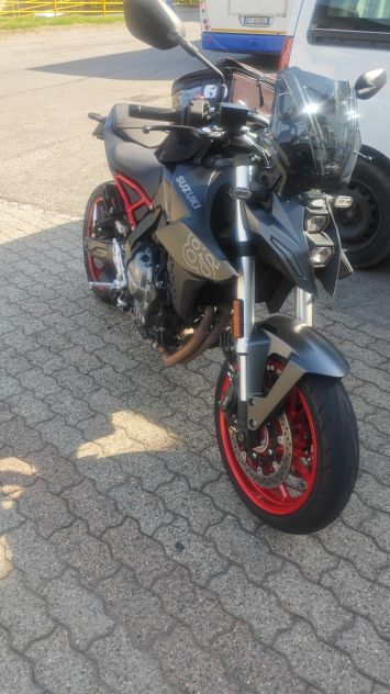 Suzuki GSX 8s - Foto 3