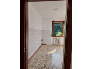 BILOCALE CON GRANDE TERRAZZA