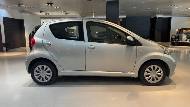 TOYOTA AYGO 1.0 BENZINA 68CV - 2007 - Foto 8