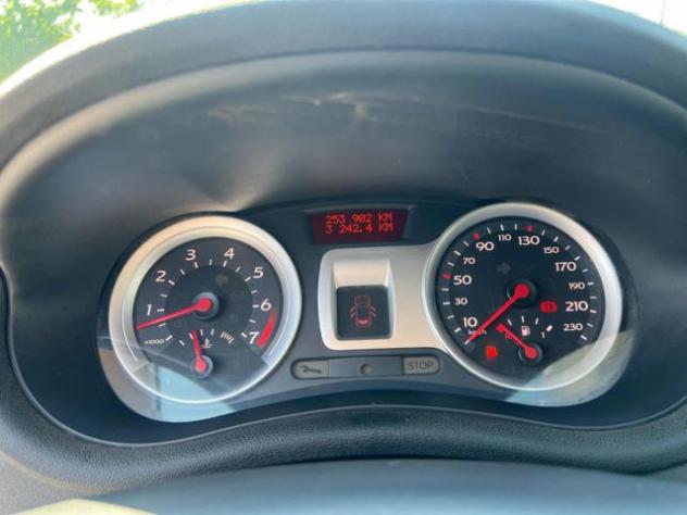 RENAULT Clio 1.2 16V 5 porte rif. 23972288 - Foto 10