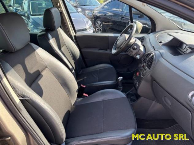 RENAULT Grand Modus 1.5 dCi 90CV Live rif. 24203431 - Foto 10