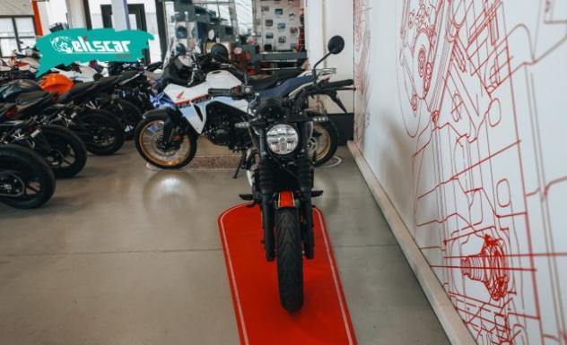 ROYAL ENFIELD Guerrilla 450 GUERRILLA 450 rif. 23865318 - Foto 4