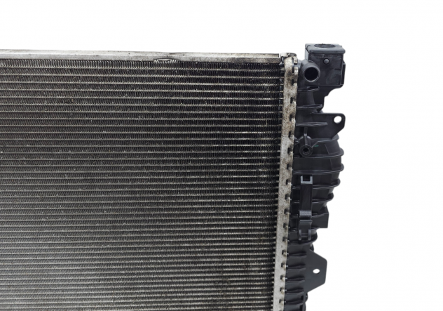 RADIATORE ACQUA JAGUAR E-Pace Serie GJ32-8005-BB 204DT Diesel 2000 (17) - Foto 3