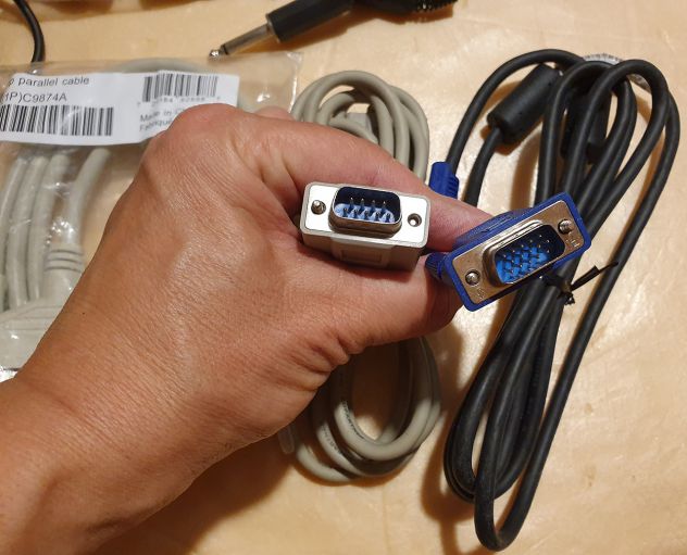 Cavi antenna, cavi VGA, cavo per porta parallela, alimentatori per Hard Disck - Foto 4