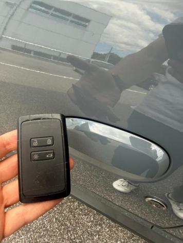 DACIA Duster 1.0 TCe GPL 4x2 Extreme BLACK PACK-CARPLAY-NAVI rif. 23685020 - Foto 8