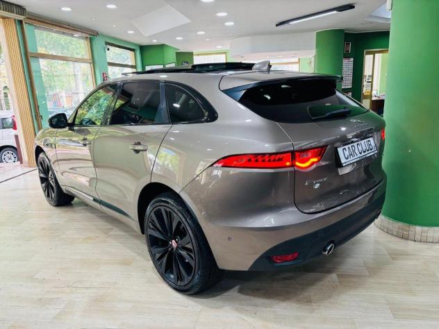 Jaguar F-Pace 3.0d V6 300cv AWD Aut. First Ed. R-Sport - Foto 6