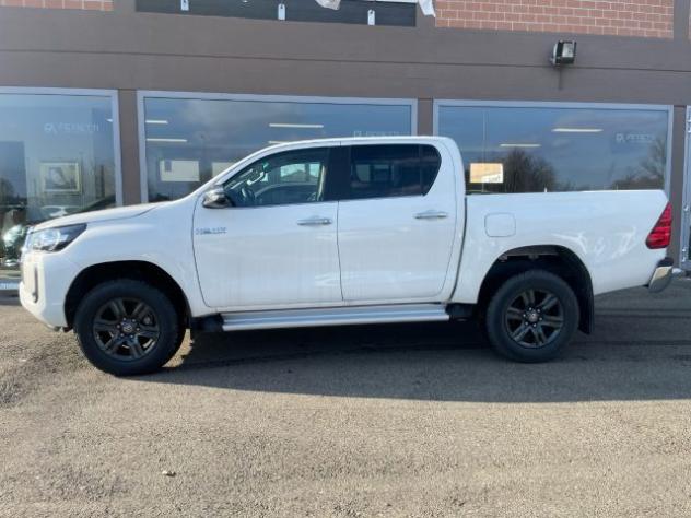 TOYOTA Hilux 2.4 D-4D A/T 4WD 4 porte Double Cab Executive rif. 23499954 - Foto 8