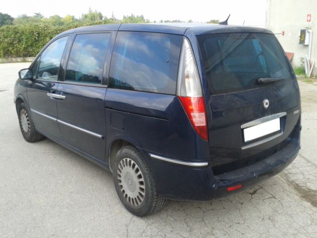 Lancia Phedra 2.2 JTD Emblema - Foto 3