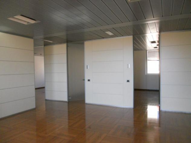Immobile di 2352 m² con 1 locale in affitto a Lainate - Foto 8