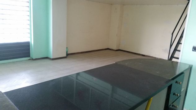 Vendesi Bottega di 40 mq + 20 mq. soppalco (Paternò -CT-) - Foto 4