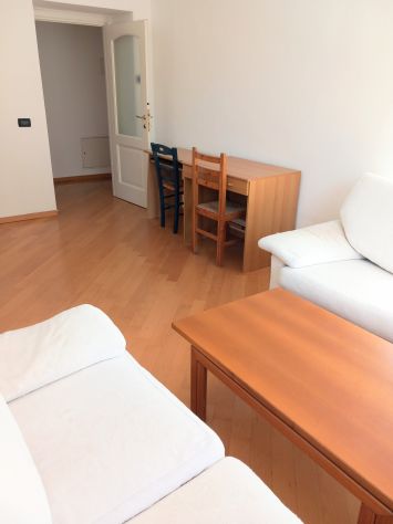 Quadrilocale x RICERCATORI , TRASFERTISTI - Foto 3