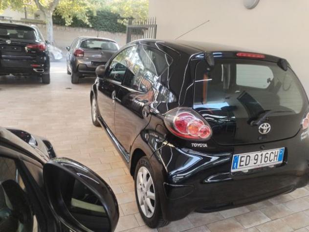Toyota Aygo - Foto 10