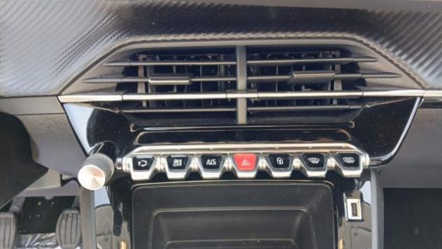 PEUGEOT 208 PureTech 75 Stop&Start 5 porte Active Pack rif. 23987771 - Foto 10