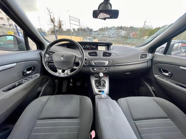 Renault Scenic XMod dCi 110 CV Limited - Foto 10