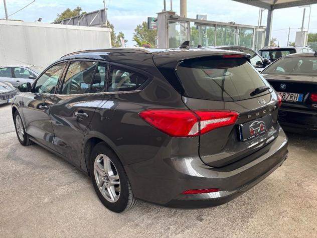 FORD - Focus Station Wagon - Focus 1.5 EcoBlue 120CV SW Business - Foto 4
