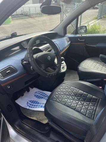 Lancia Phedra 2.0 MJT 136 CV Platino - Foto 9