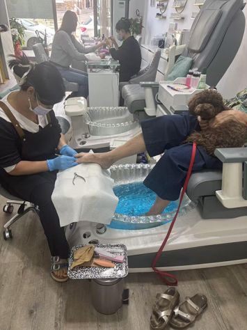 AD ALTOPASCIO IL TUO STILE PARTE DALLE MANI PRENOTA IL TUO MOMENTO DI BELLEZZA - Foto 3 Tel:3242675033