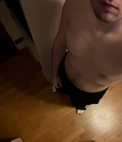 singolo bisex di 20 anni per coppie