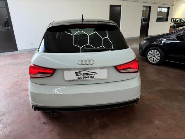 Audi A1 1.6 TDI 116 CV S tronic S-Line - Foto 6