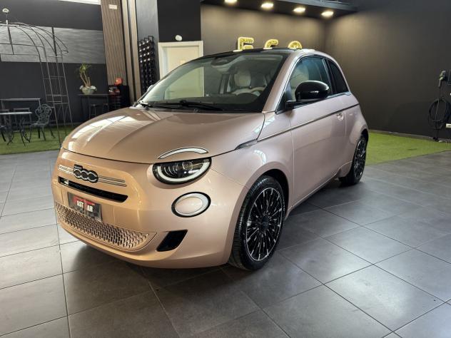 FIAT 500 Hybrid Hybrid La Prima