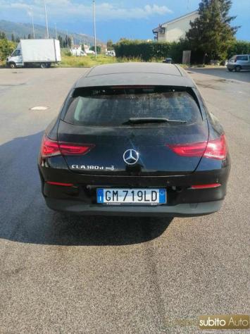 MERCEDES-BENZ CLA 180 Automatic Shooting Brake Sport rif. 24108058 - Foto 2