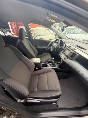 RAV4 2.0 D-4D 2WD-UNIPRO-TAGLIANDI CERTIFICATI - Foto 10