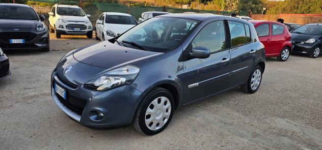Renault Clio 1.2 16V 5 porte Luxe - Foto 2