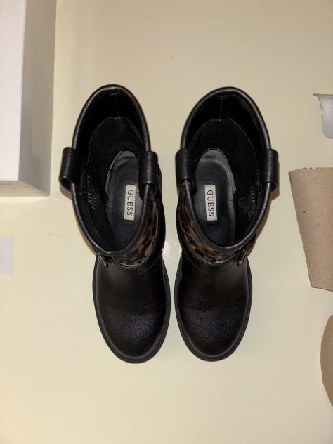 BELLISSIMI STIVALI NUOVI COMPLETI BASSI DA DONNA FIRMATI GUESS ORIGINALI,N 36 - Foto 4