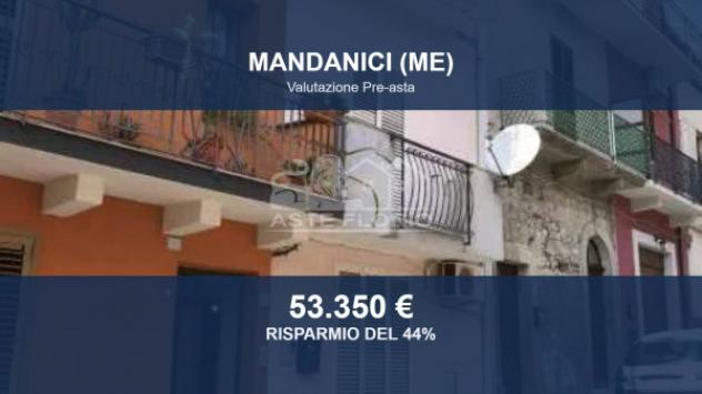 Immobile in asta di 124 m² con più di 5 locali in vendita a Mandanici