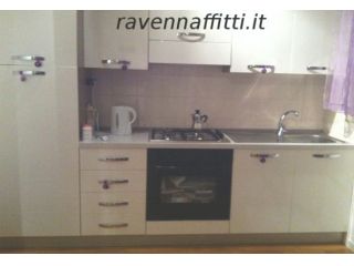 BILOCALE CON MANSARDA PERILLI 550