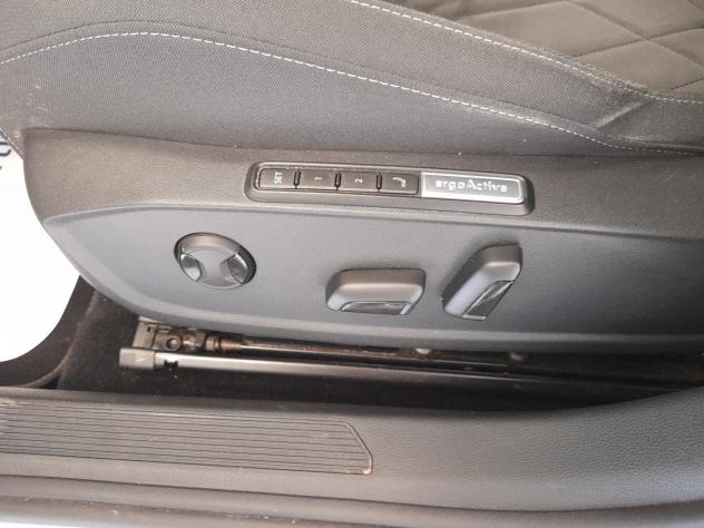 Volkswagen Golf 2.0 TDI SCR 110KW Style DSG 4Motion - Foto 10