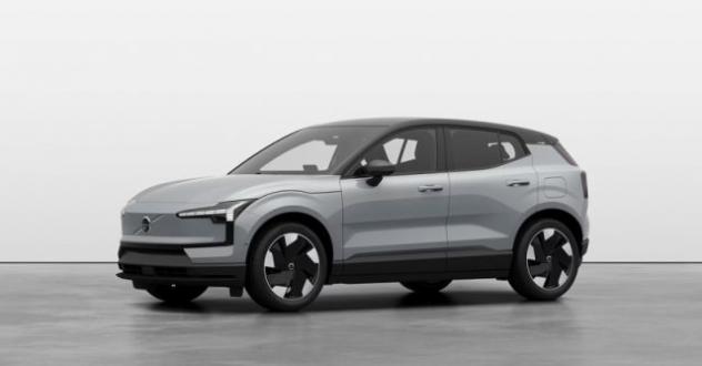 VOLVO EX30 P5 Long Range Plus Black Edition N1 (2023--) rif. 23759676 - Foto 4