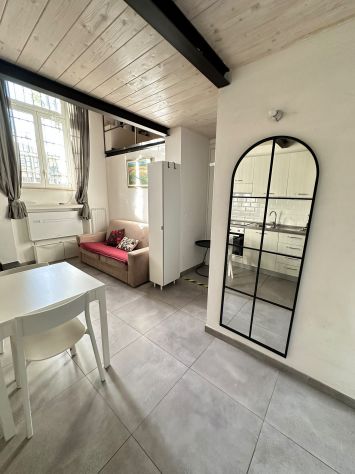 BILOCALE RISTRUTTURATO-TESTACCIO - Foto 13