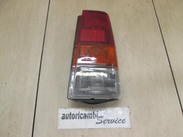 119218 03.504.01 VETRO TRASPARENTE FARO FANALE POSTERIORE DESTRO FIAT PANDA 30 45 RICAMBIO NUOVO 44201000