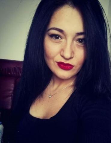 HOT_ale: alta 168cm, 80kg, cerco uomo vicino Tel: