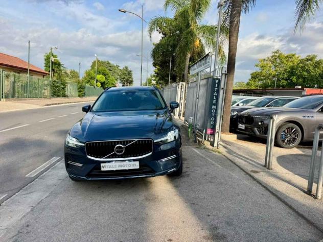 VOLVO XC60 B4 2.0 D-HYBRID 197 CV C.AUTOMATICO - Foto 2