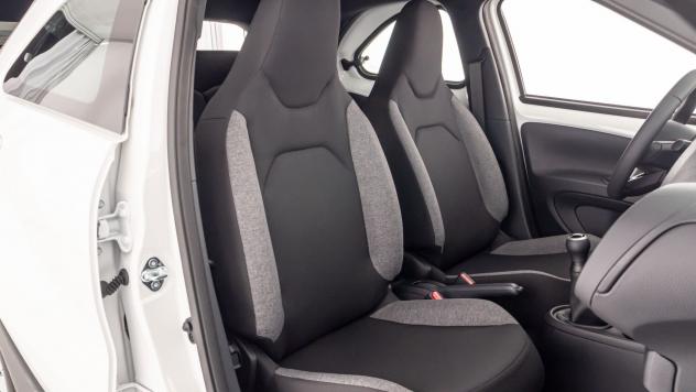 Toyota Aygo X 1.0 VVT-i 72 CV 5 porte Active - Foto 6