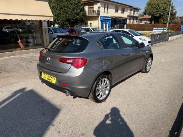 ALFA ROMEO - Giulietta - 2.0 JTDm-2 150 CV Distinctive #UNICOPROPRIETARIO - Foto 4