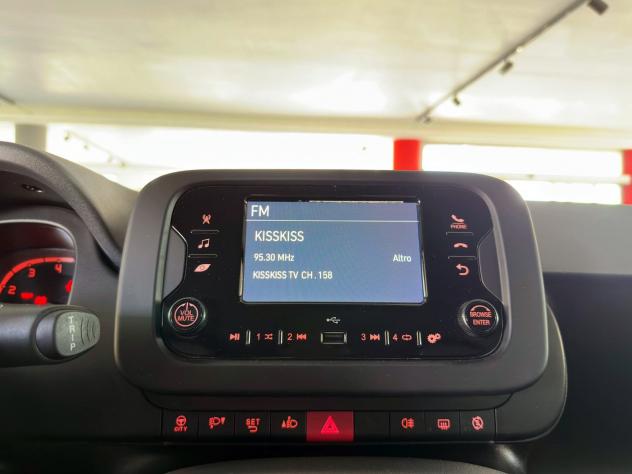Fiat Panda 1.0 S&S Hybrid City Life - Foto 9