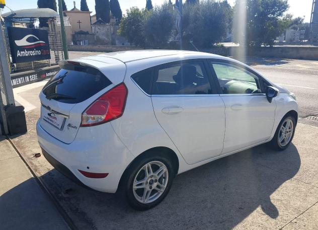 FORD - Fiesta - 1.4 5p. Bz. GPL Titanium - Foto 3