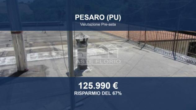 Immobile in asta di 425 m² con più di 5 locali e box auto in vendita a Pesaro