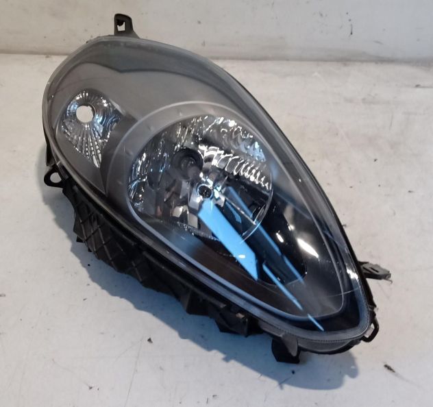 Fanale anteriore destro 51937150 fiat punto (6u) 2013