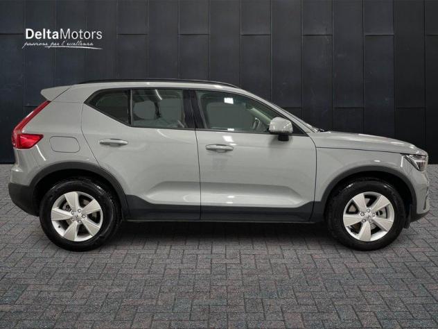 Volvo XC40 2023 2.0 b3 Essential auto - Foto 4